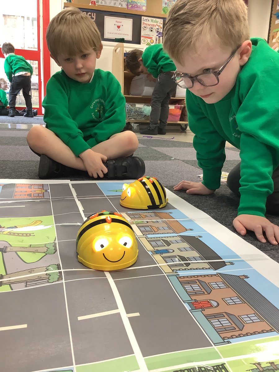 Reception had a fantastic time exploring the Bee-bots. We explored algorithms and programmed the Bee-bots to make them move.