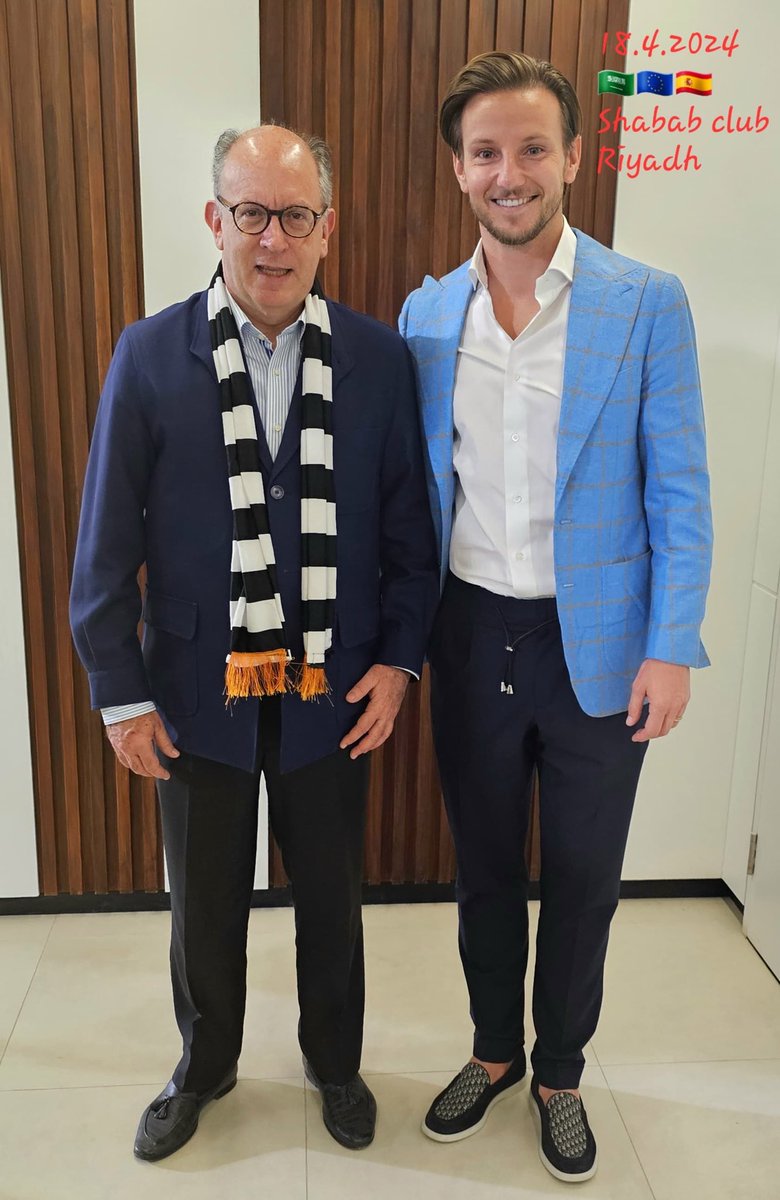 What an immense privilege watching the game #Al-Shabab vs #Abha with a great player like ⁦@ivanrakitic⁩ . I wish him all the best in his great Saudi adventure ⁦@SPAINinKSA⁩