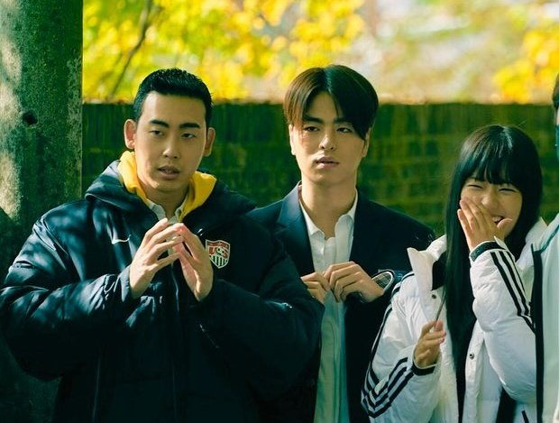 Junhoe and other cast of Again 1997

from: Again 1997's PD
<a href="/tkwpcnfak/">구구내</a> #iKON #JUNHOE #구준회 #ジュネ #具晙会