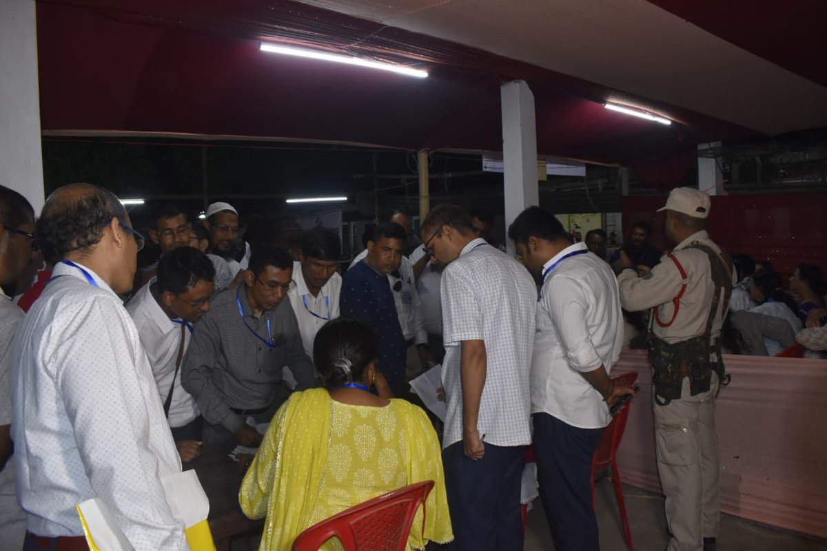 dc_nagaon's tweet photo. A few glimpses of polling officers completing #polling and submitting #electionmaterials.
.
.
#LokSabhaElection2024 @ceo_assam https://t.co/yPoX1Hx9h2
