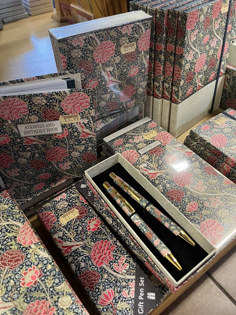 ashnurs's tweet photo. Why not bring someone a little joy and share some news?
New Stationery ranges now in stock in our Gift Shop here at Ashwood Nurseries.
#stationery #post #letters #notelets #notepads #shoppinglists #pens #notebooks #writingsets #giftideas #giftshop https://t.co/km0EH6vRT3