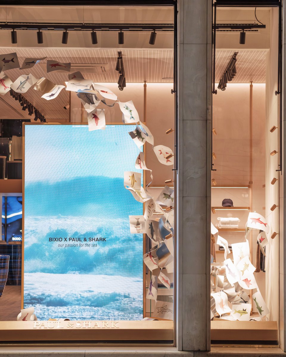 paulandshark's tweet photo. For #MDW, we've created a special concept for the windows of our flagship store in Via Monte Napoleone 16.
The artistic installation evokes the marine breeze and showcases the creative process that resulted from the collaboration with #Bixio: https://t.co/z1vlkoOqNf
#designweek https://t.co/RwY7FB0THP