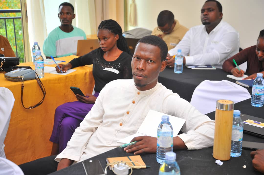 GlpcUg's tweet photo. Our team members led by the Executive Director @FarukuKibaba are attending a Two day ideation workshop aimed at reimagining and sharing new strategies to ensure the success of @AYC4PD.

The workshop is happening at Victoria Resort Entebbe.

@KasUganda https://t.co/Ri6B5jQ5UI