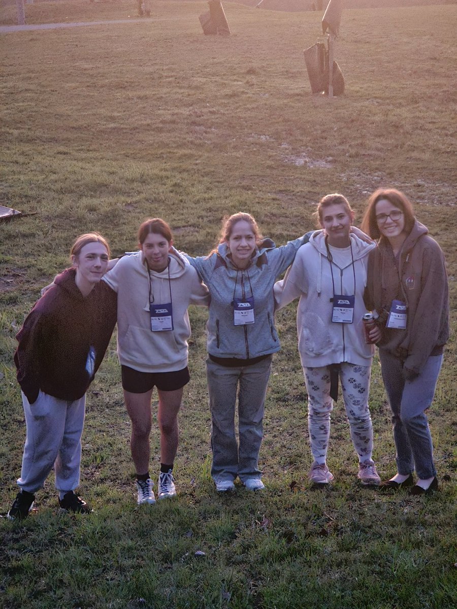 GettysburgTSA's tweet photo. Yes, Mom and Dad, your kid can get up early! 

Keeping with tradition for our chapter, 5 dedicated @GASD_PA HS students went to the top of the mountain at 0600 to catch the 0630 sunrise.

#becommitted #beinvolved
#warriorway https://t.co/19sPVzezEF