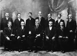 #UnDiaComoHoy de 1913 Don Venustiano Carranza instala su cuartel general en #PiedrasNegras desde donde expide Decreto 1498, por el que la XXII Legislatura del Estado de #Coahuila acepta, sanciona y secunda el Plan de Guadalupe