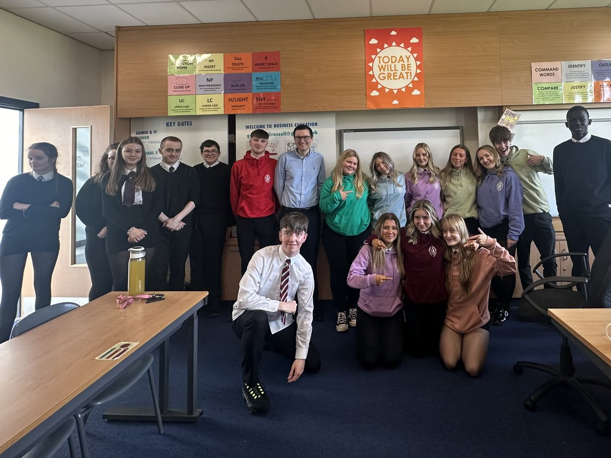 FHS Business Education tweet media