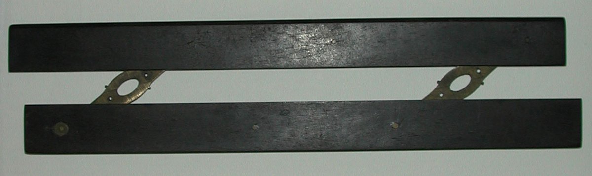 LitHouses sends its regards to <a href="/Newstead_Abbey/">Newstead Abbey</a> today - the 200th Anniversary of Byron's death - with an image of Byron's ruler, in the collection of Edward Bulwer Lytton at <a href="/KnebworthHouse/">Knebworth House</a> 🖋🏡