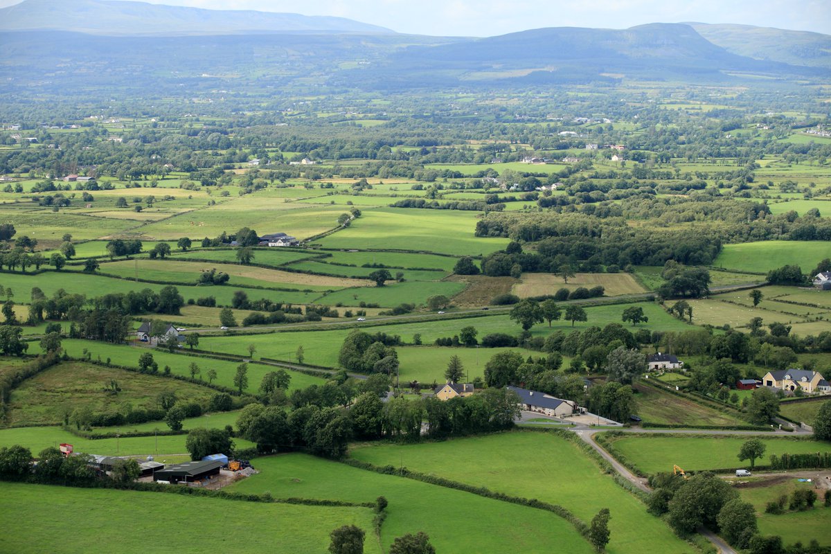 Farming unions urge major retailers to back British Farming ‼️ Industry writes to retailer CEOs as challenging spring across the UK brings sharp focus on food security - ufuni.org/farming-unions… | @NFUtweets | @NFUStweets | @NFUCymru