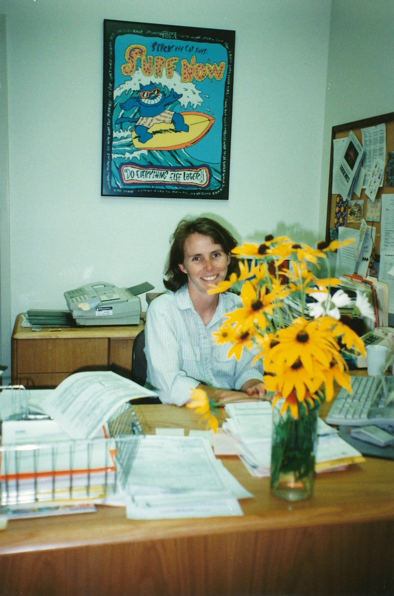 CaltechSFP's tweet photo. 30 years ago, Carol Casey joined what was then called the SURF Office. She arrived as an Administrative Assistant, rising steadily and working very hard to become Associate Director. For all that time, Carol and undergraduate research at @Caltech have been inextricably linked. https://t.co/Oc1tEDwvME