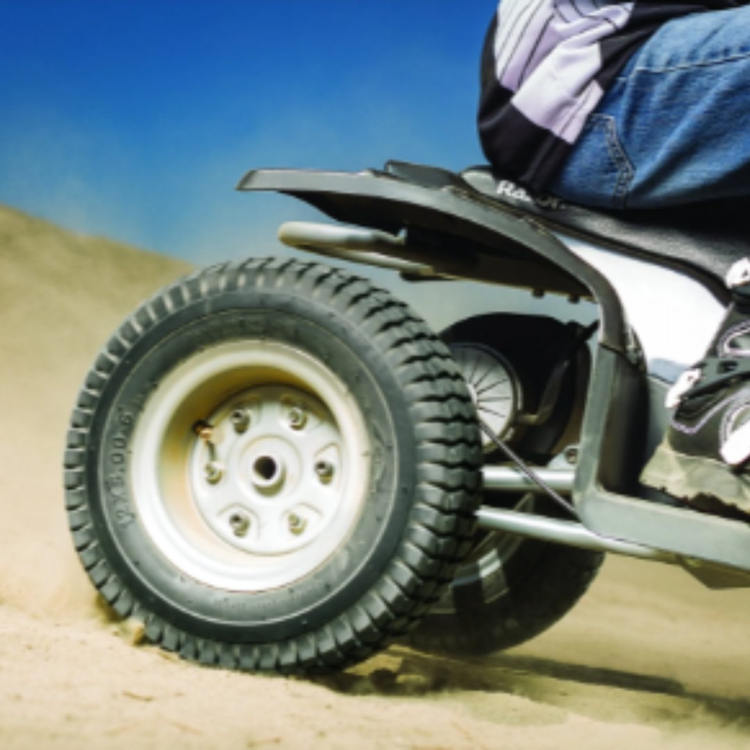 ParadiseBike's tweet photo. Don't miss the opportunity to give your child the gift of adventure. Purchase the Razor Dirt Quad 24V Four-Wheeled Off-Road Kids Electric ATV from Electric Bike Paradise today and get free shipping! 

#RazorDirtBike #Ebike #OffRoad https://t.co/OhTeTgjFds