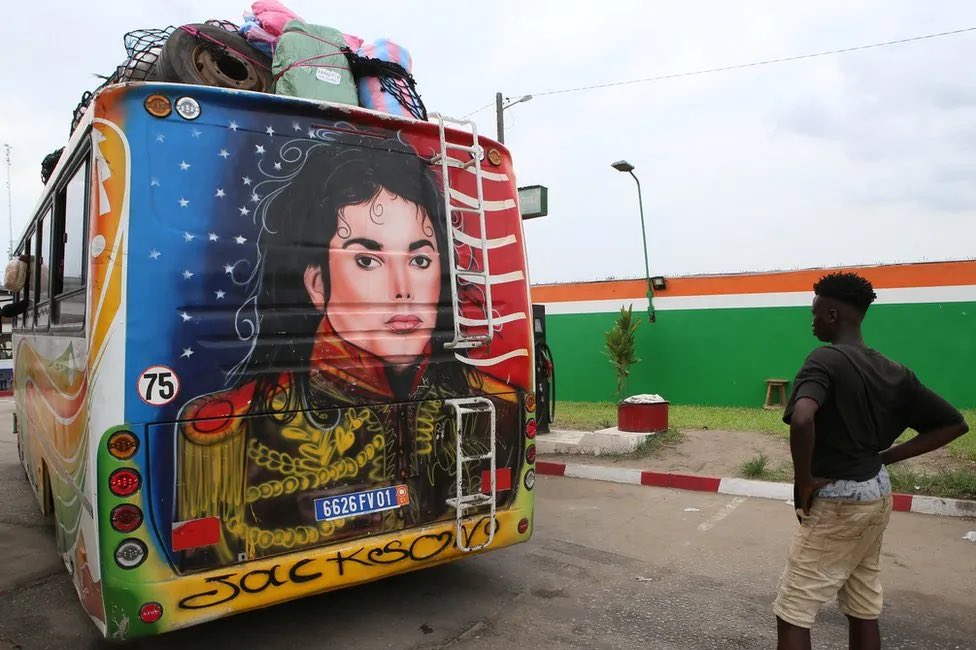 BBC News Africa In Pictures 12-18 April 2024 @BBCWorld The King of Pop graces this bus in Ivory Coast's main city, Abidjan, on Friday. Michael Jackson was also crowned the king of a village during a visit to the country in 1992. bbc.co.uk/news/world-afr…