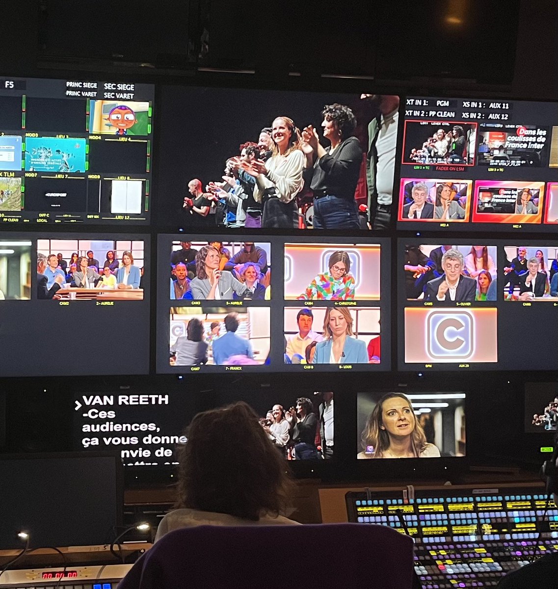 thierrydagiral's tweet photo. C Médiatique dans les coulisses de @franceinter A voir dimanche 12h sur #france5 @Sonia_Devillers @AdeleVanReeth @frgaudry @melanietaravant @Jaraprod https://t.co/1ErHbyIWTg