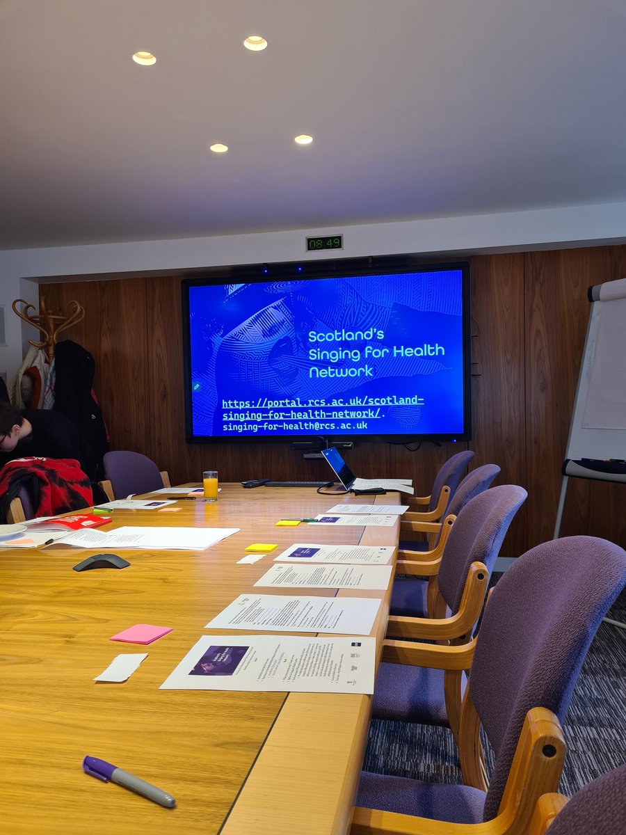 Had a really great morning with @ScotSingHealth today hearing about Singing for Lung Heath and Sing to Beat Parkinson's training. Was also great to input into future ideas for singing for health training in Scotland. Exciting things are happening! 🎵