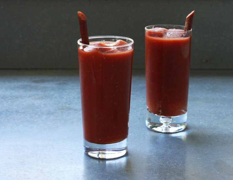 altonbrown's tweet photo. May I humbly suggest that you make a double batch of the tomato juice and freeze half of it as ice cubes? No one wants a watered-down Bloody Mary.

#linkinbio #altondoesbrunch #bloodymary2.0 #instagood https://t.co/NUufdXS2rC