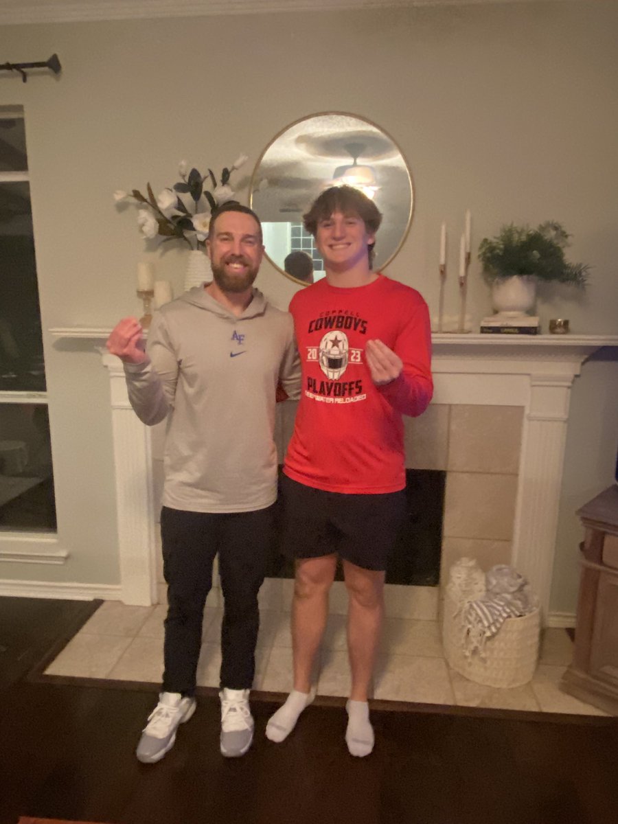 Great home visit last night with @coachskene3 loved hosting him and can't wait to get back up to the springs!! @AF_Football @coppellfootball