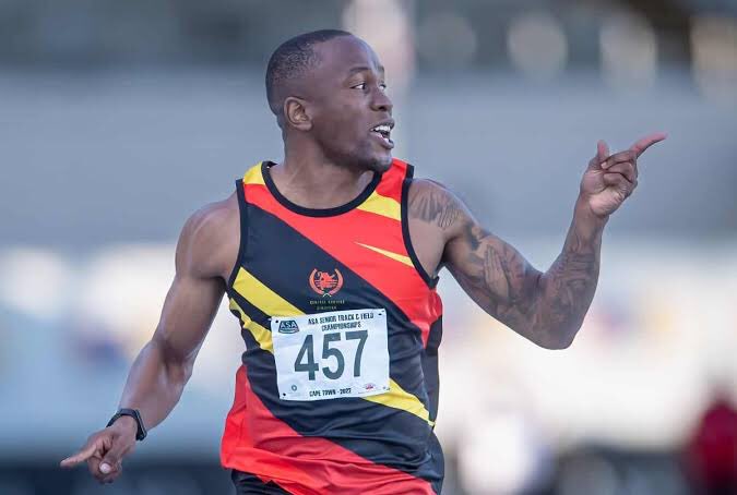 AK47 does it again! 😤🔥

.@AkaniSimbine secures his sixth title in the Men's Senior 100m event with a time of 10.01s, further solidifying his dominance in South African sprinting.

He narrowly missed the Olympic qualifying mark by just 0.01 seconds.

#ASASeniorChamps 🇿🇦