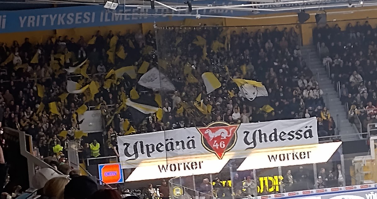 T_A_Stonehill's tweet photo. #viimeistäviedään #kärppäkannattajat #pm07 #Kärpät https://t.co/jbJ9J2fDDC
