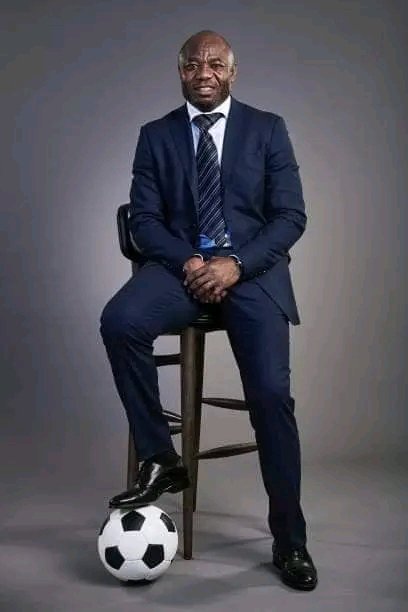 9jaPlayersNews's tweet photo. CONGRATULATIONS EMMANUEL AMUNIKE ๐ณ๐ฌ
The New Super Eagles Head Coach ๐ณ๐ฌ
#LetDoItAgain https://t.co/2EmzEL9LGu
