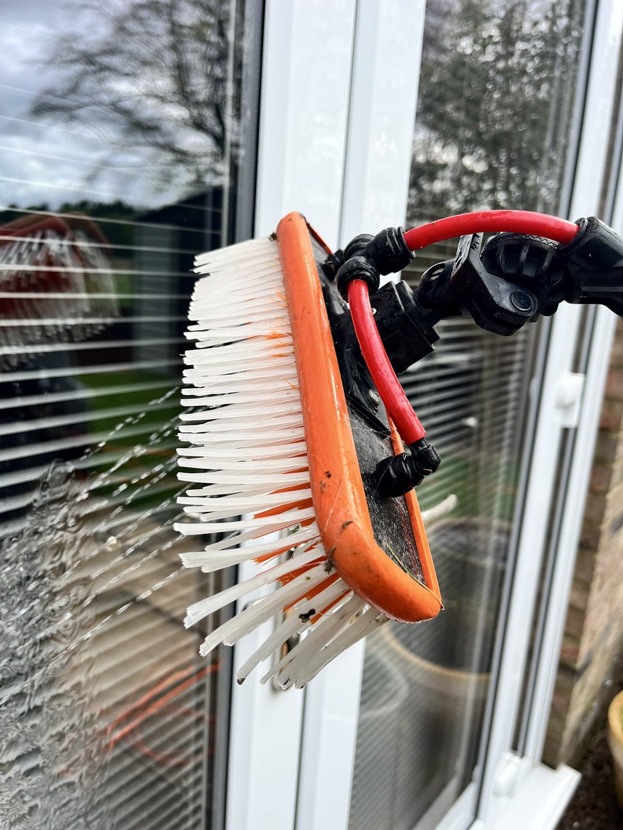 CrystalCleanWi1's tweet photo. Out today on the glass in Gorefield and Guyhirn. https://t.co/CrgKnZqINY