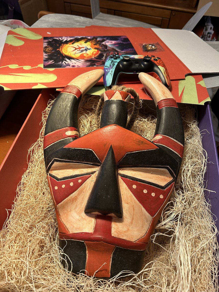 Solfleet's tweet photo. Tremendous shout out to @surgentstudios and @ZauTheGame for one of the coolest mailers I’ve ever seen.  There’ll be more to say on the game next week. https://t.co/9h8UBU4lfN