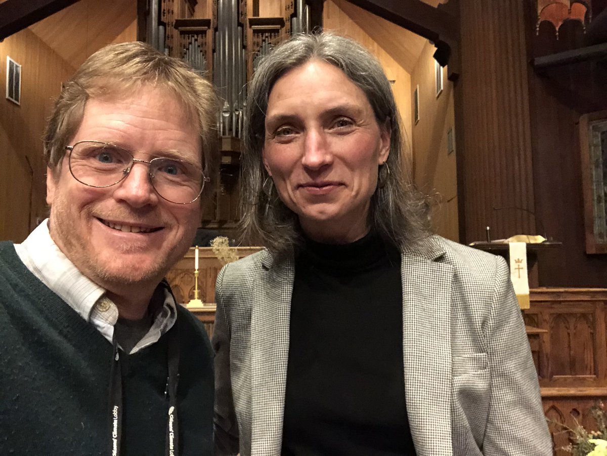 For #ORClimateAction, great to see @doctormaxine, candidate for Congress for OR District 03 speak @PortlandCCL #Climate Forum, along w/ @SusheelaJayapal, yesterday evening. Both candidates did a great job of answering questions how they would #ActOnClimate if elected to Congress.