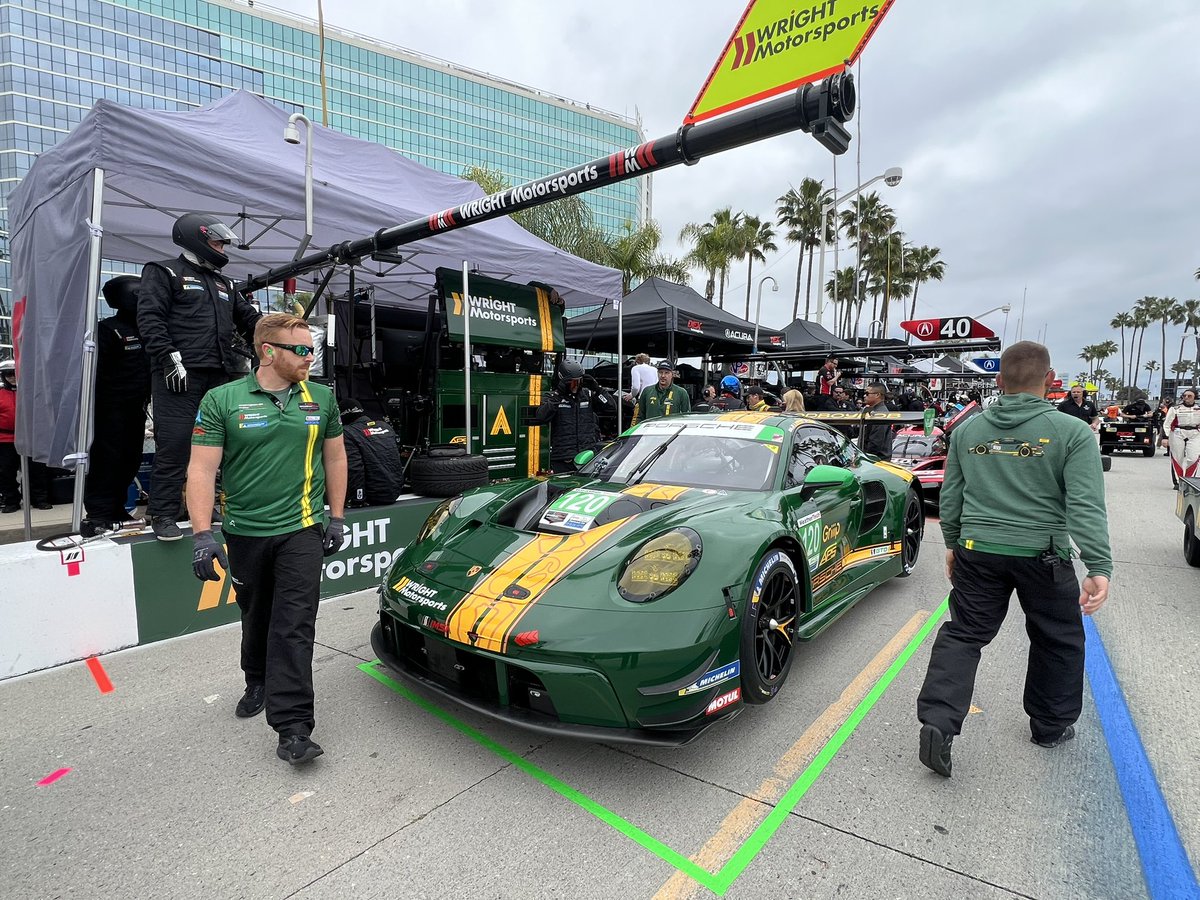 Got some cloud cover as we get ready to begin the first of two @IMSA practice sessions! ⏱️scoring.imsa.com 📻 imsaradio.com #AGPLB