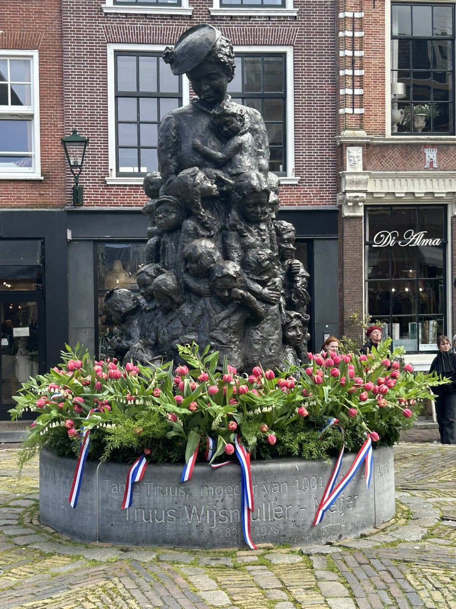 Mooie waardering voor Said en Lody om hun inzet voor overbruggen van tegenstellingen  in de samenleving tussen met name jongeren. Uitreiking Truus Wijsmullerprijs in Alkmaar. Mooi om hun bevlogenheid te voelen. Juist in deze tijd van polarisatie.  #samen