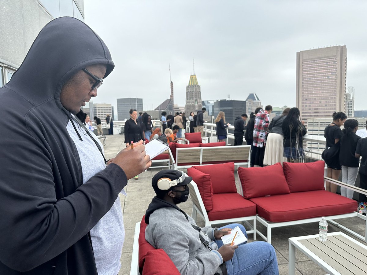 Building STEPS tweet media