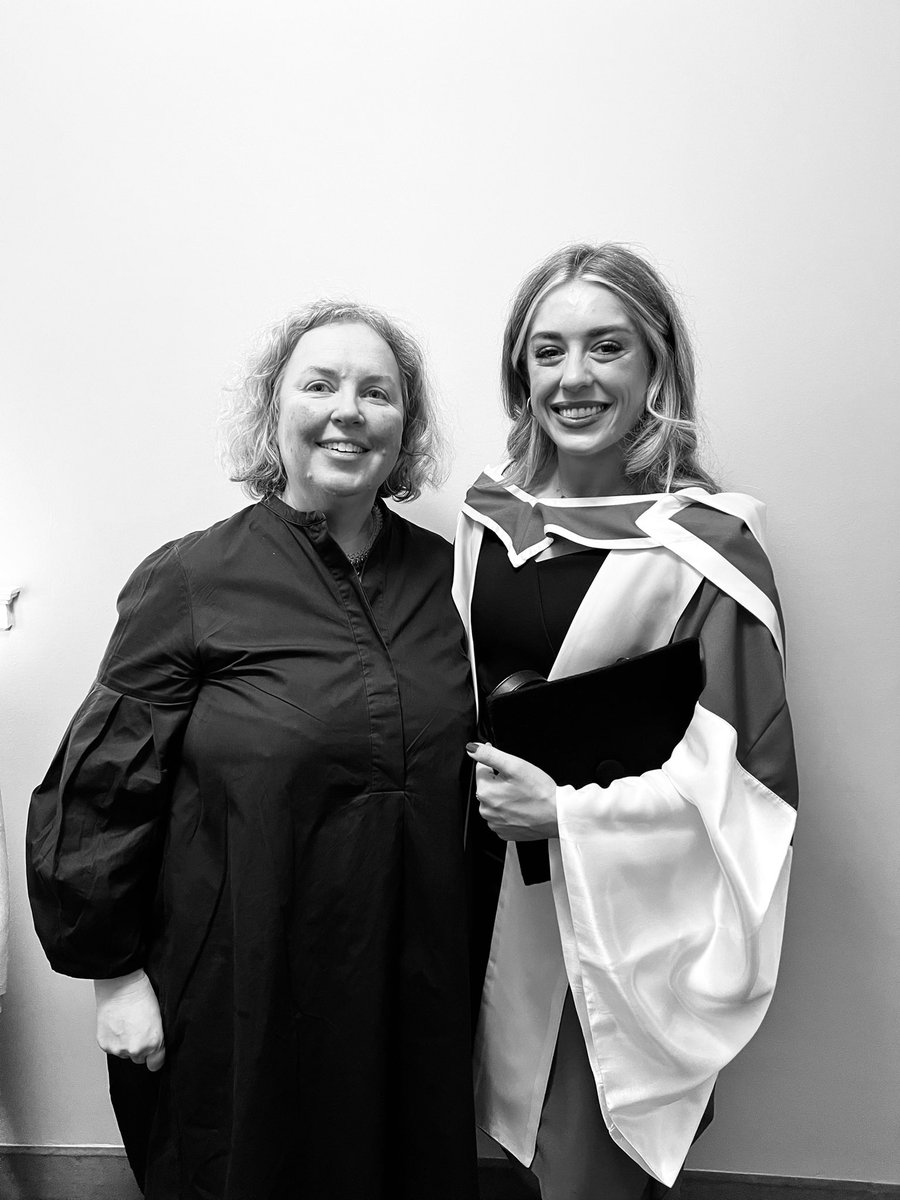 Huge congratulations to Dr Deirdre McAdams who graduated with her PhD this week! Deirdre is the first Trinity Access Programme @AccessTCD student to have received Schols and a PhD from @tcddublin . She is an absolute inspiration! ⭐️