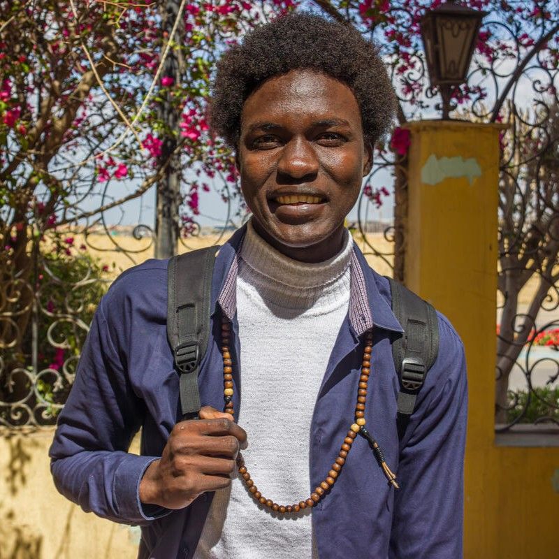📍Cairo, Egypt Ahmed, a 22-year-old photographer from #Sudan, was forced to flee Sudan when violence erupted. He is now studying web development and graphic design online with the help of #UNHCR and Terre des Hommes. Ahmed hopes these skills will lead to job opportunities.