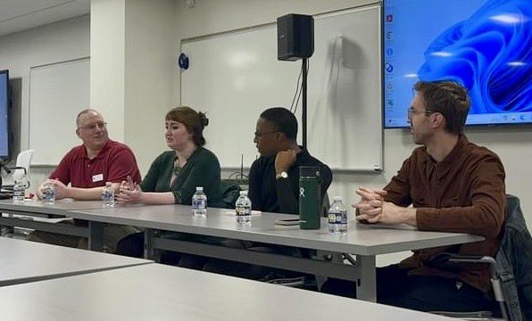 NJPSL Public Relations Specialist Megan McCue spoke on a panel at @AlverniaU College of Business, Communication, & Leadership with Ryan Lange, Nathan Allebach, & Jarred Merriweather discussing their careers & experiences working with social media communications & marketing.