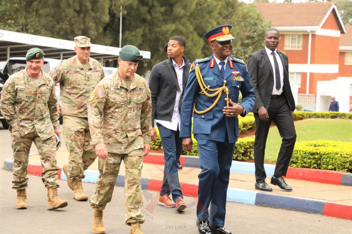 USSOCOM's tweet photo. Our deepest condolences on the loss of Kenya's Chief of Defence Forces Gen. Francis Ogolla, a true ally in regional security. 

USSOCOM leaders met last year in Nairobi, Kenya and his leadership with multinational security partnerships will be missed as we mourn his loss. https://t.co/f5WvxCRkAu