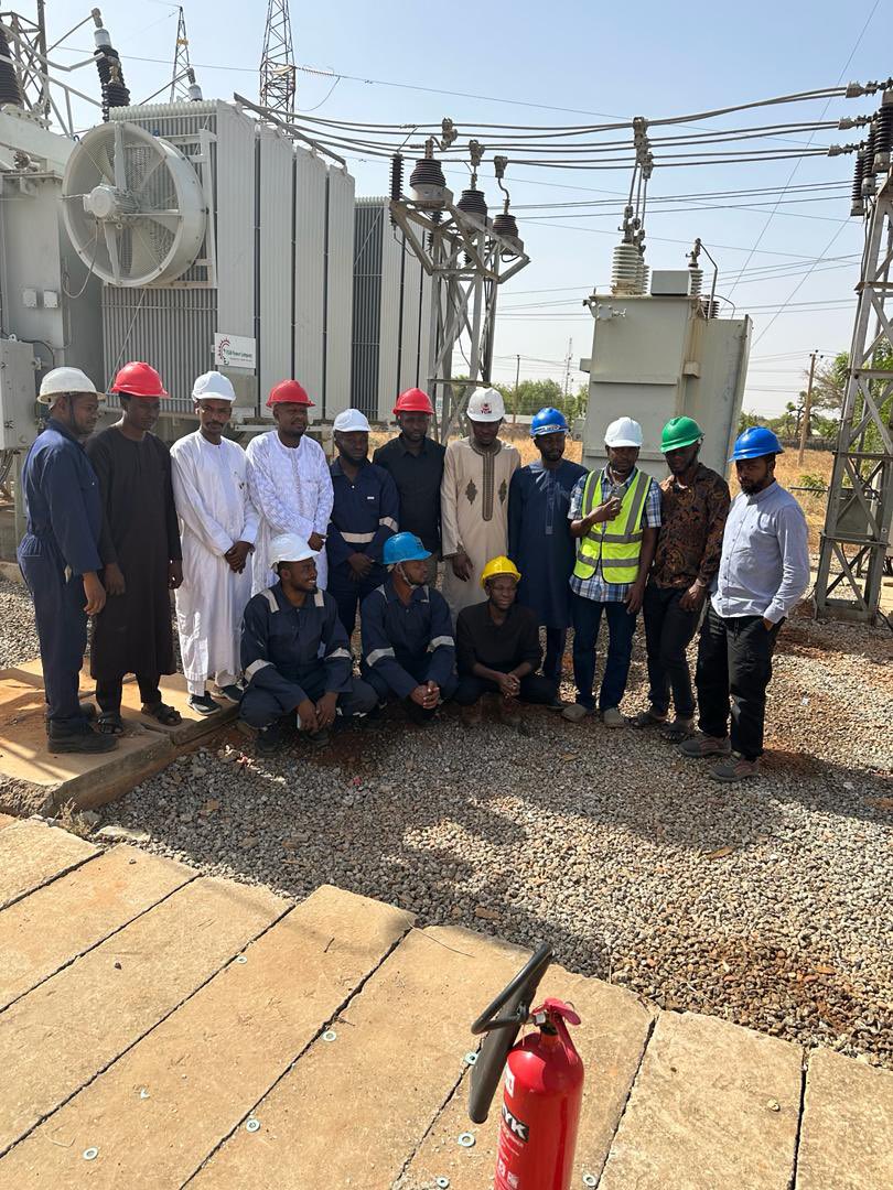 This Power Transformer will increase the transmission wheeling capacity of the Birnin Kebbi Substation to boost electricity access to Birnin Kebbi and its environs. 

#PPIontrack #NigeriaPPI #PoweringNigeria #FGNPC #PPI