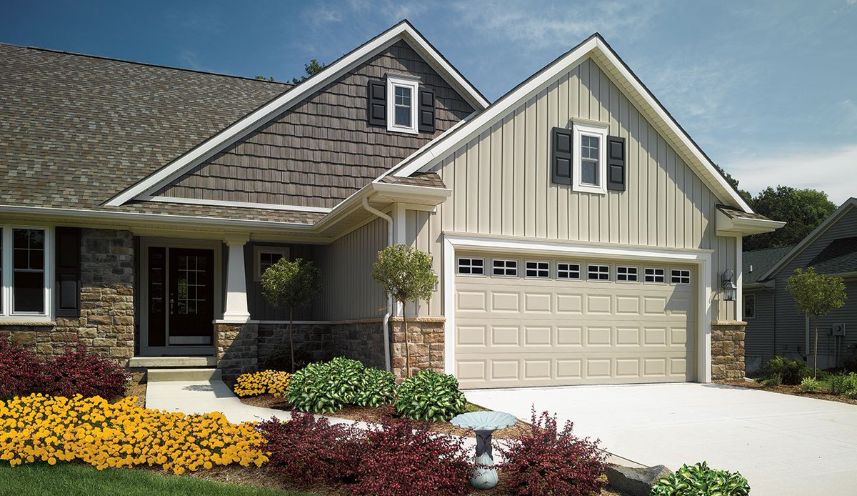 Interested in adding vinyl siding to your home? Here at Signature Exteriors, your options are limitless! Check out signatureexteriors.com/siding/vinyl-s… to learn more. #signatureesteriors #roofing #siding #vinylsiding #homeimprovement #homedesign