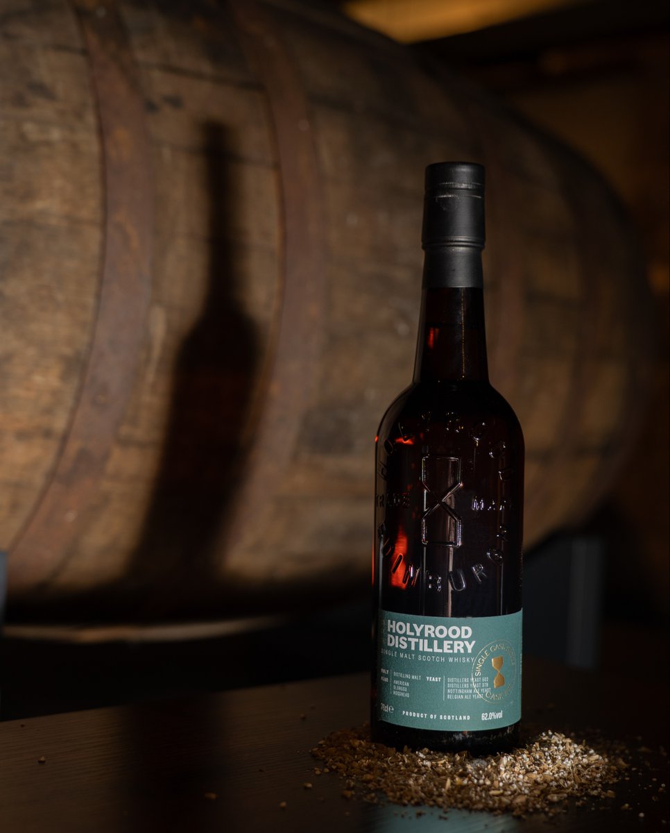 HolyroodWhisky's tweet image. Single Cask #58.

Here, traditional malt provides a playground for yeast. Topped with that delicious Oloroso influence - this is a wild ride!

Find the full recipe breakdown here: holyrooddistillery.co.uk/single-cask-58/

#SingleCask #HolyroodDistillery #newrelease #drinkresponsibly