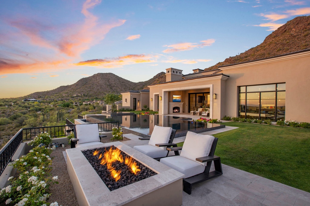 Imagine your weekends spent here. 🌄🍷 Project by: @flowingwellslandscapeandpools⁠ Innovative Drafting⁠ Starling Madison Lofquist Inc.⁠ ⁠