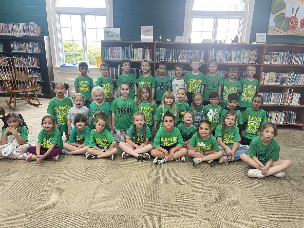 TVKindergarten's tweet photo. We had an exciting day visiting the public library! 📚 https://t.co/6qKn6yhrZk