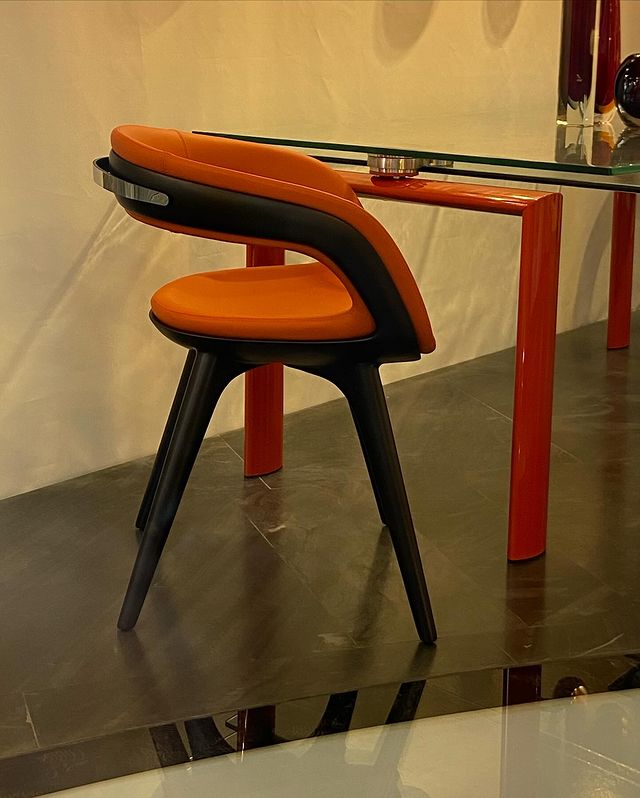 simply_sofas's tweet image. The ultimate reflex dining chair. Live from Milan Design Week.

#reflexangelo #pininfarina #newchair #SimplyMilan #SimplySofas #innovation #furnitureinnovation #MilanDesignWeek #MilanDesignWeek2024 #SaloneDelMobile2024 #salonedelmobilemilano #MDW2024 #salonedelmobile