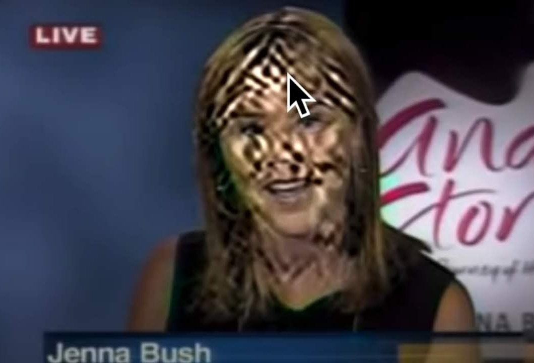qnn17_z1's tweet photo. It's always the same pattern when the signal is blocked
#TheyLive
#TheyHere https://t.co/adXZgvbevA