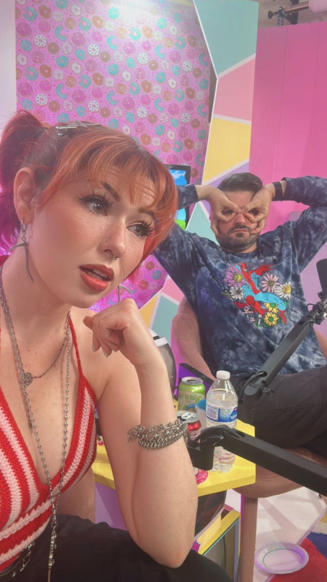 A totally perfect going Live Photo Twitch.tv/PixelCircus