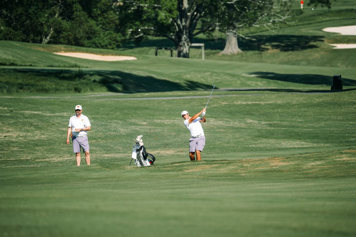 ClemsonMGolf tweet picture