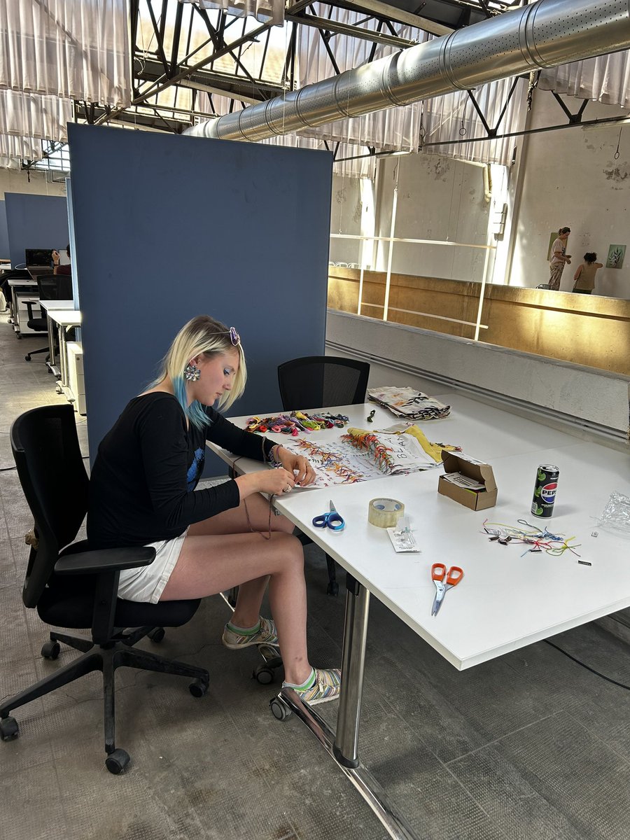 Madeleina Kay 🫐🌺💫 tweet media