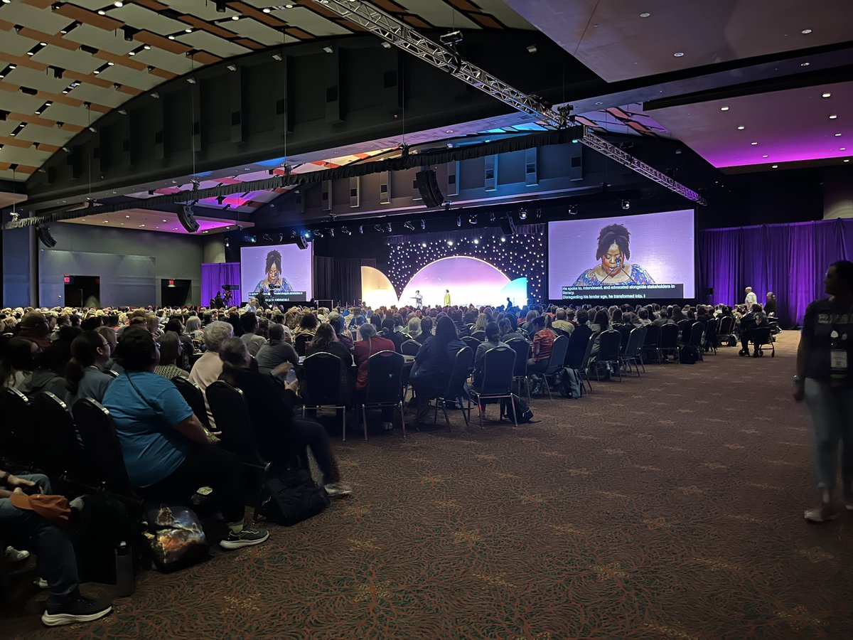 Kristen Fournier tweet media