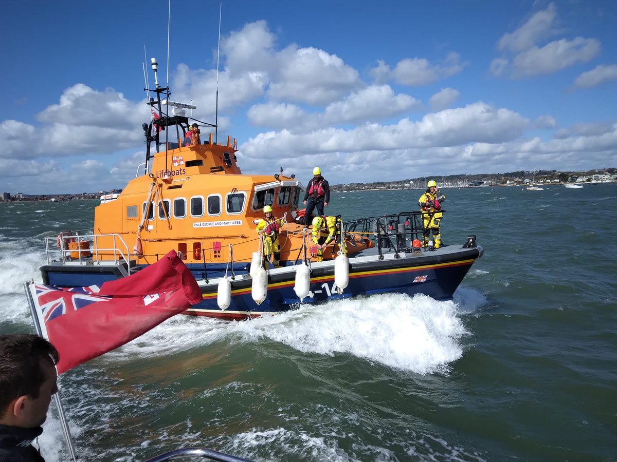 DoverRNLI tweet picture