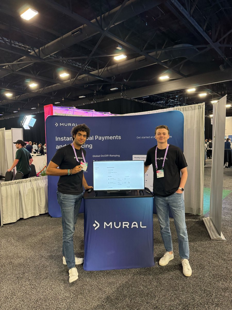 mural_pay's tweet photo. 🔥 Day-2 at eMerge Americas conference in Miami! Day one was a blast. Stop by Booth 457 to connect and see a demo today!
#miami #eMergeAmerica #fintech #startup #conference https://t.co/GIMacFK73o