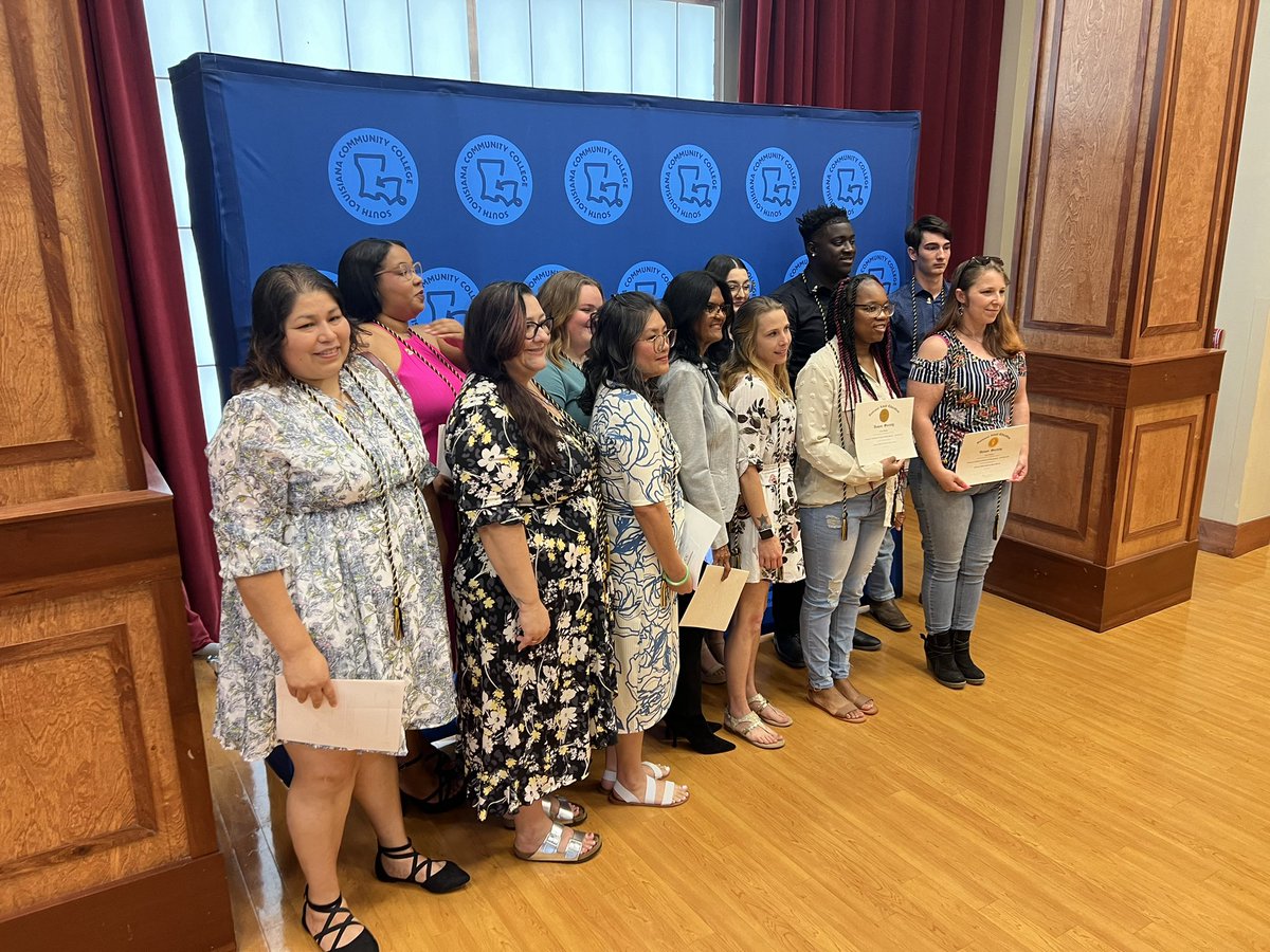 AndrePerezSLCC's tweet image. Celebrating 13 of the best and brightest during the 2nd Annual National Adult Education Honor Society Ceremony at @southlacc