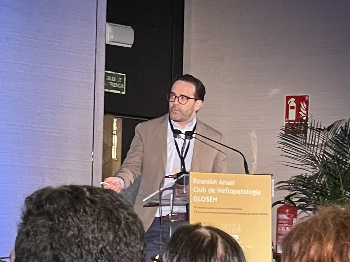 @jmoraguti Chema Mora nos explica de manera BRILLANTE el futuro del tratamiento de las NL refractaria “CarT cells therapy” @SENefrologia #clubdenefropatologiaGLOSEN