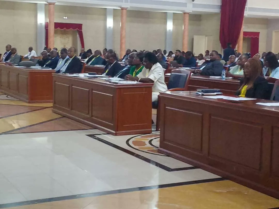 ONGmasquesalud's tweet photo. Hoy se ha celebrado la primera asamblea del Colegio de Médicos de Guinea Ecuatorial!
Queremos felicitar a GE por este gran avance en su sistema de salud y celebramos con ellos este día tan importante🙌🩵 https://t.co/HBrvNIIduc