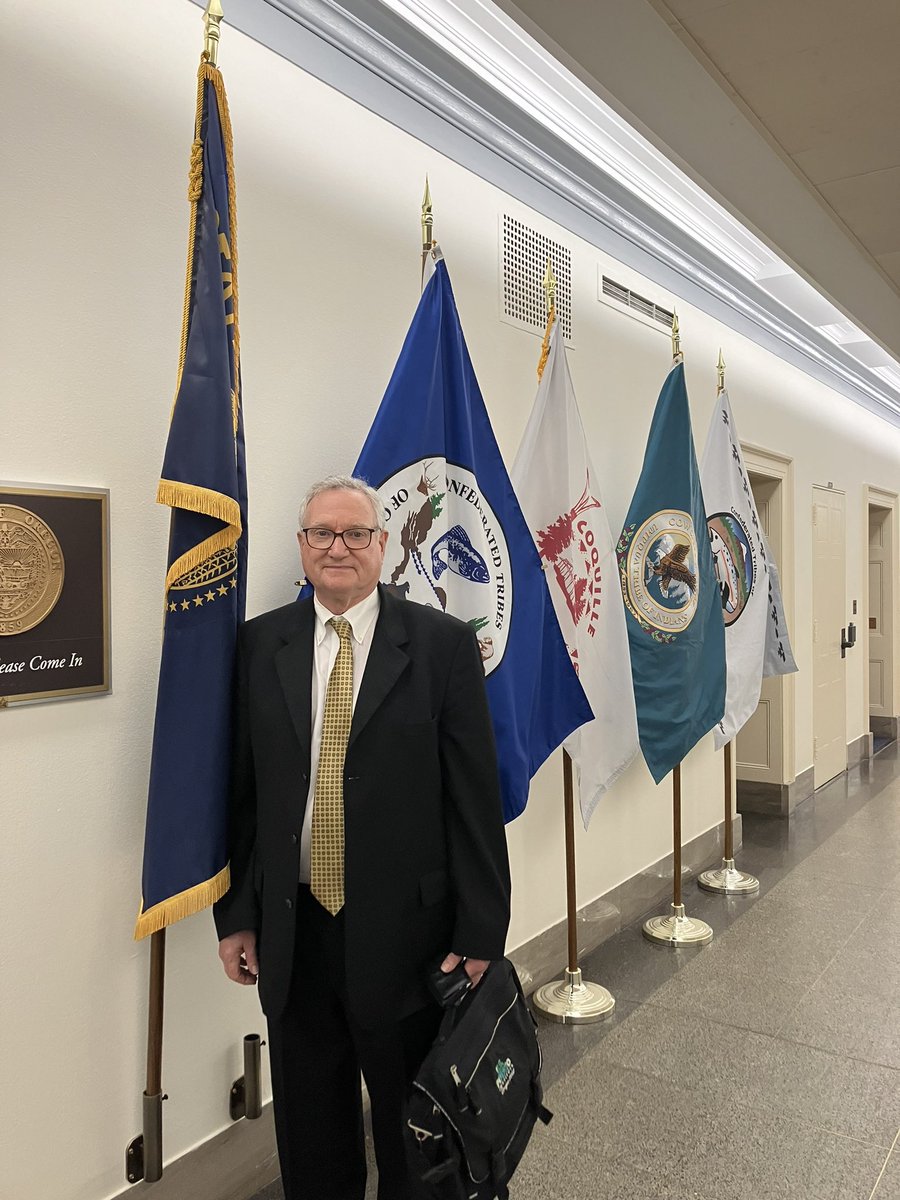 OregonSpuds's tweet photo. Happy to be with the Oregon Food & Beverage Export Alliance in DC this week promoting exports with our congressional delegation!
#OregonSpuds🥔 #potatoes #ExportAlliance #DC #congressional https://t.co/NOctn99T7A