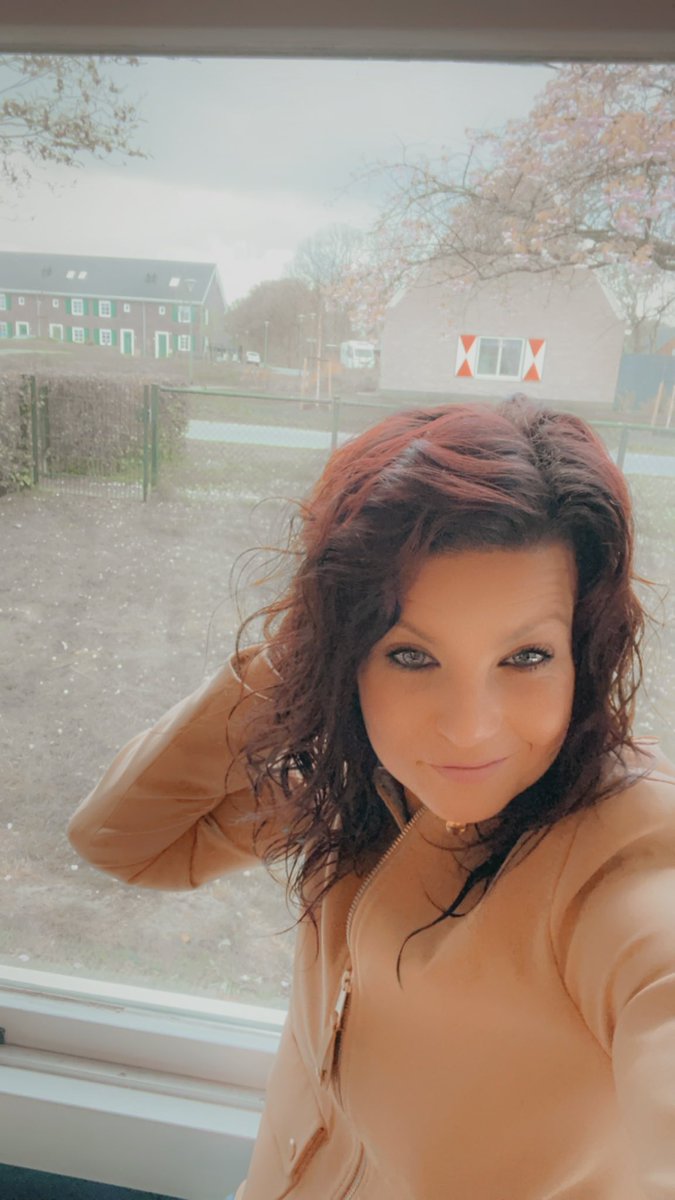 Heerlijk kort Avonddienstje in Assen. Geniet van jullie avond en weekend 😘😘❤️ #zorg #zzper #weekend